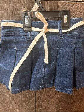 Weekend Academy Skirt